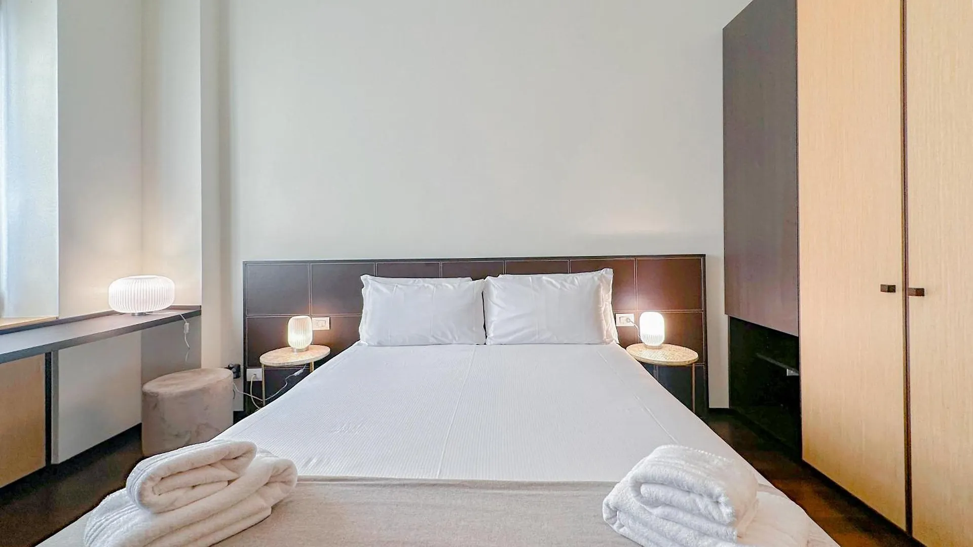 Fontana Suites - 15 Min Dal Duomo 밀라노